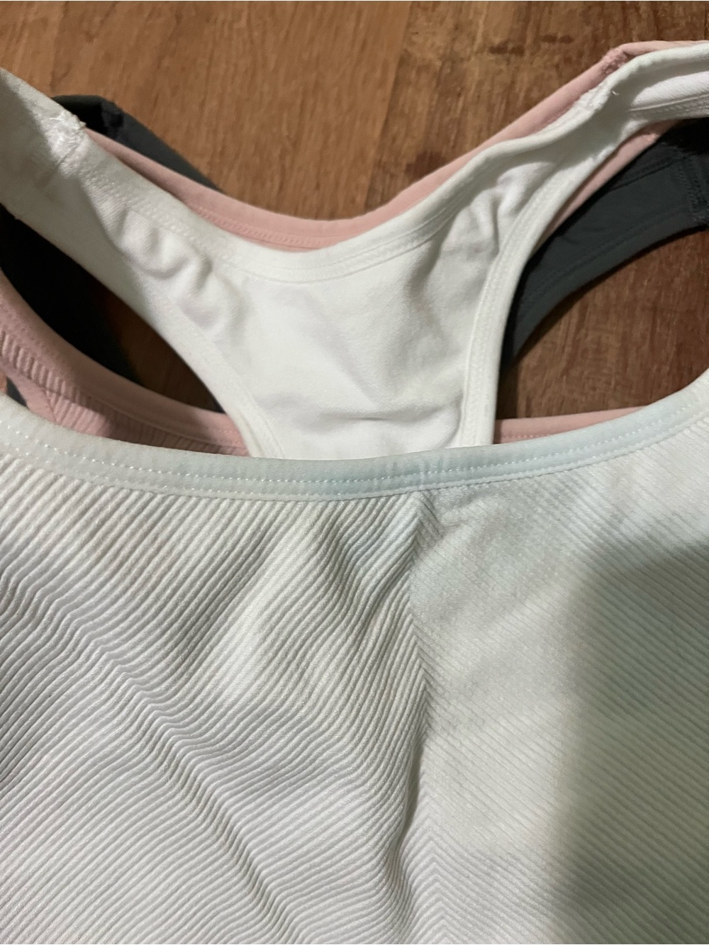 Women’s Seamless Racerback Sport Bras - White, Pink, Gray - Picture 5 of 5